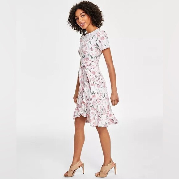 Calvin Klein - Floral-Print Short-Sleeve Ruffle-Hem Dress - Size 10 - Picture 3 of 10